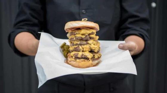 01-ร้านเบอร์เกอร์-4-Burger-Places-Recommended-Jamies-Burger-MAY20